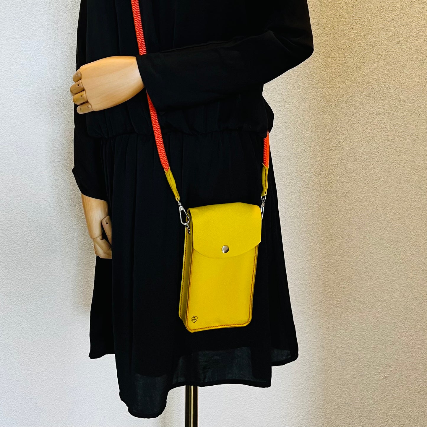 Handmade leather bag "Lilo" - canary yellow