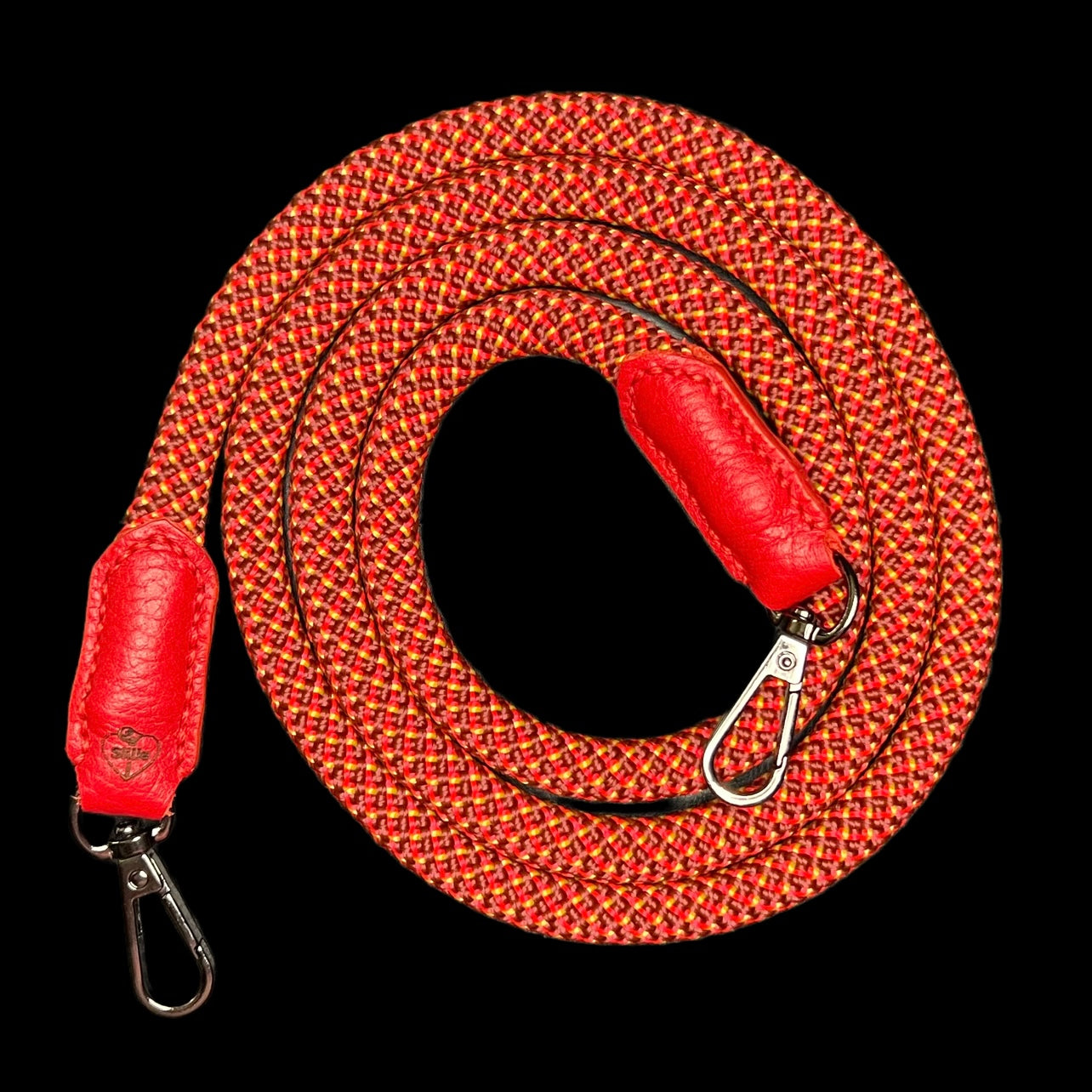Straps with hand-crafted leather ends - red/black