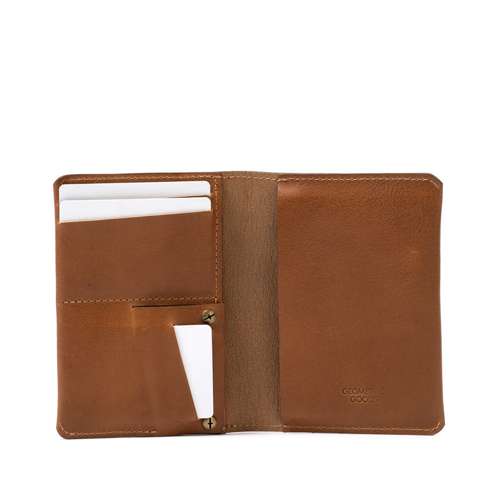 Leather AirTag Passport Holder (OUTLET)-1
