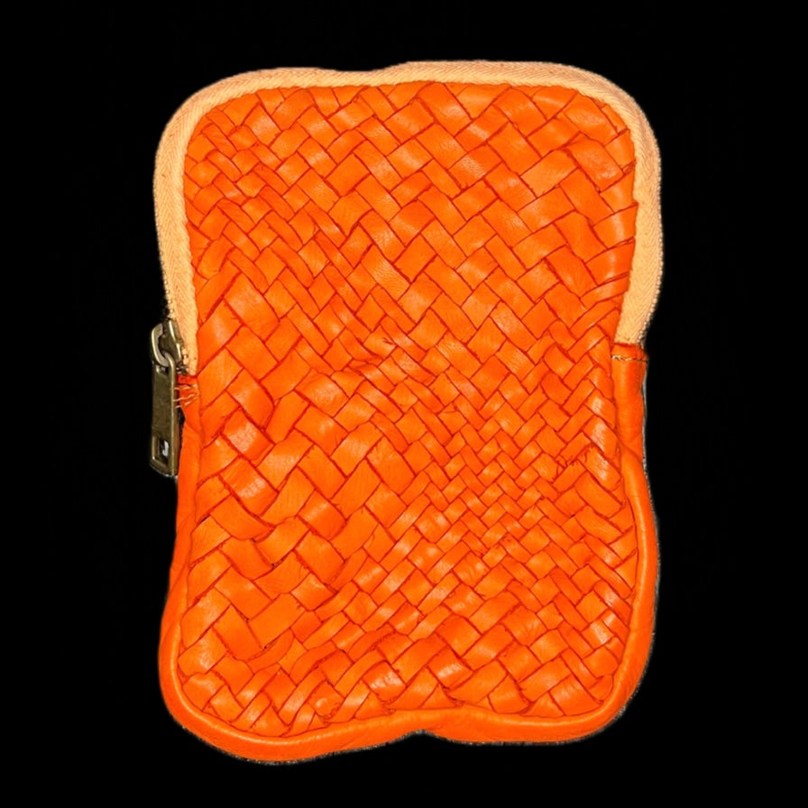 Kleine Tasche aus weichem, hochwertigem Kalbsleder - orange