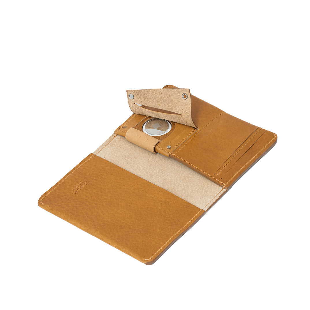 Leather AirTag Passport Holder (OUTLET)-4